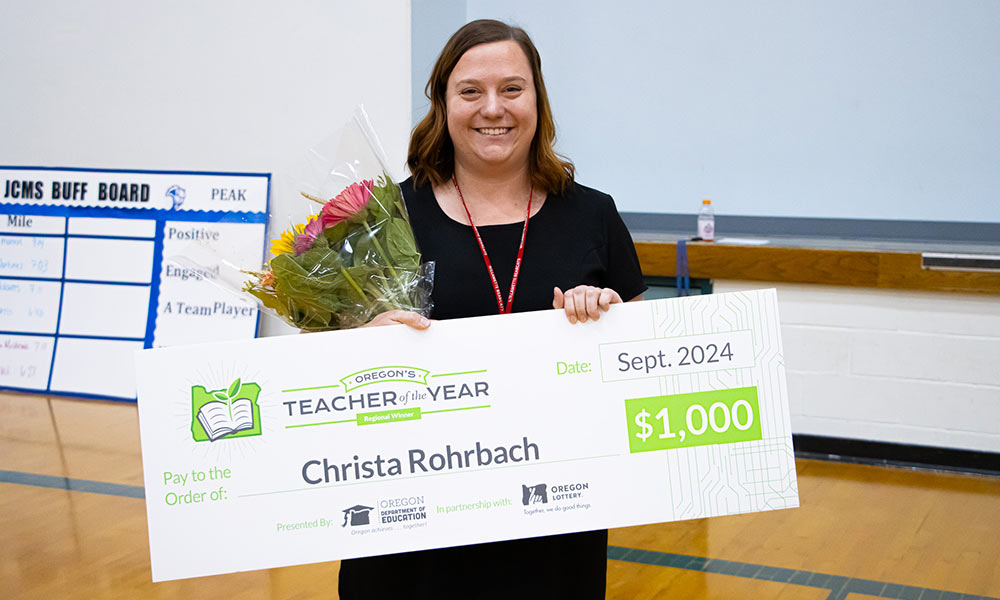 Christa Rohrbach with her award